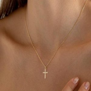 Collier Croix Divine